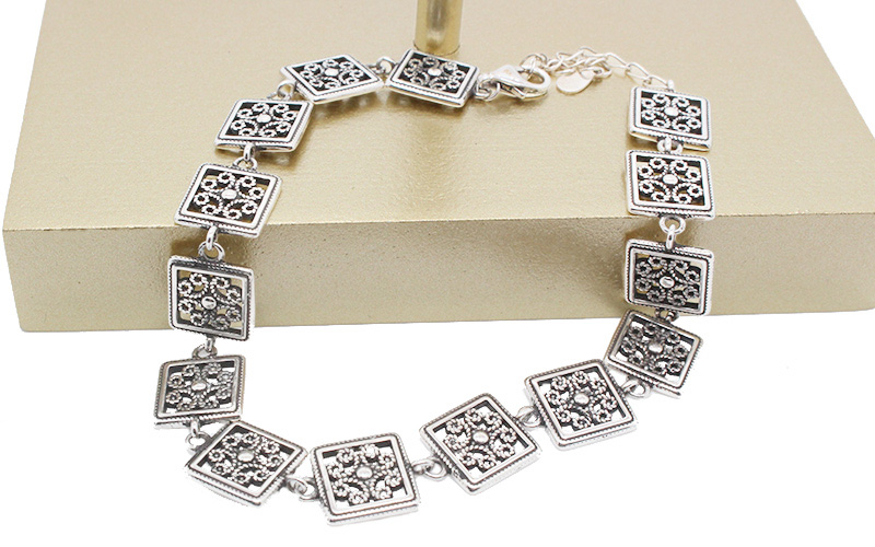 Your Personalized 925 Sterling Silver Charm Bracelet